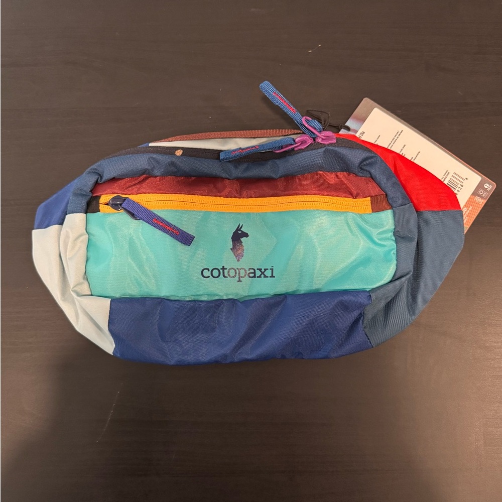 Cotopaxi new with tags Fanny pack
